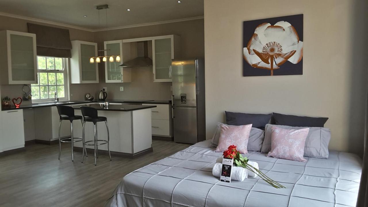 Versailles Pretoria-Noord Exteriér fotografie